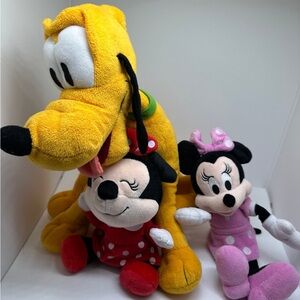 Minnies with Pluto plushies